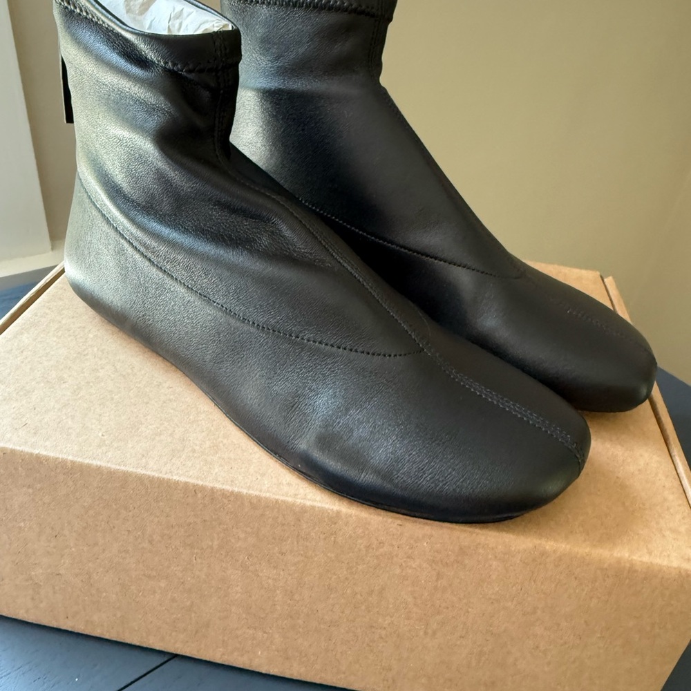 Reformation Payton Black Leather Ankle Boots - NWT